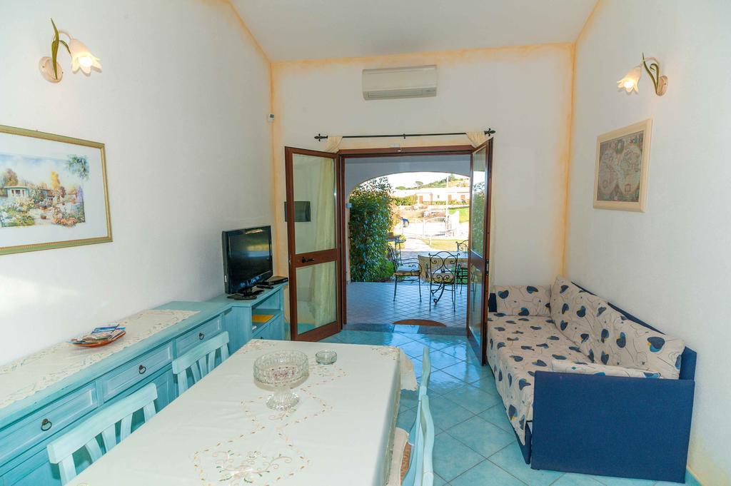 I Villini Di Baia Sant'Anna Apartment Budoni Exterior photo