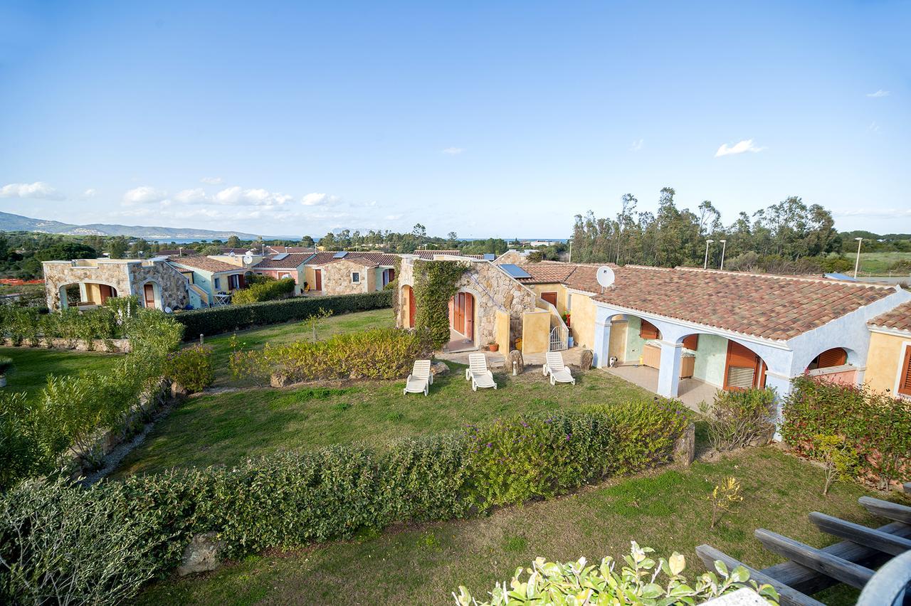 I Villini Di Baia Sant'Anna Apartment Budoni Exterior photo